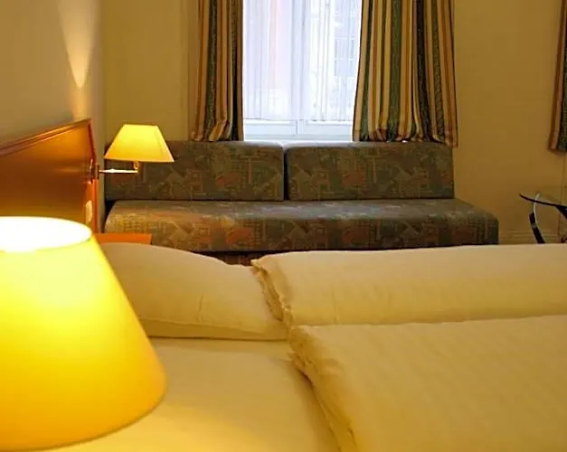 Alameda Hotel