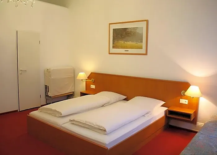 Alameda Hotel 2*
